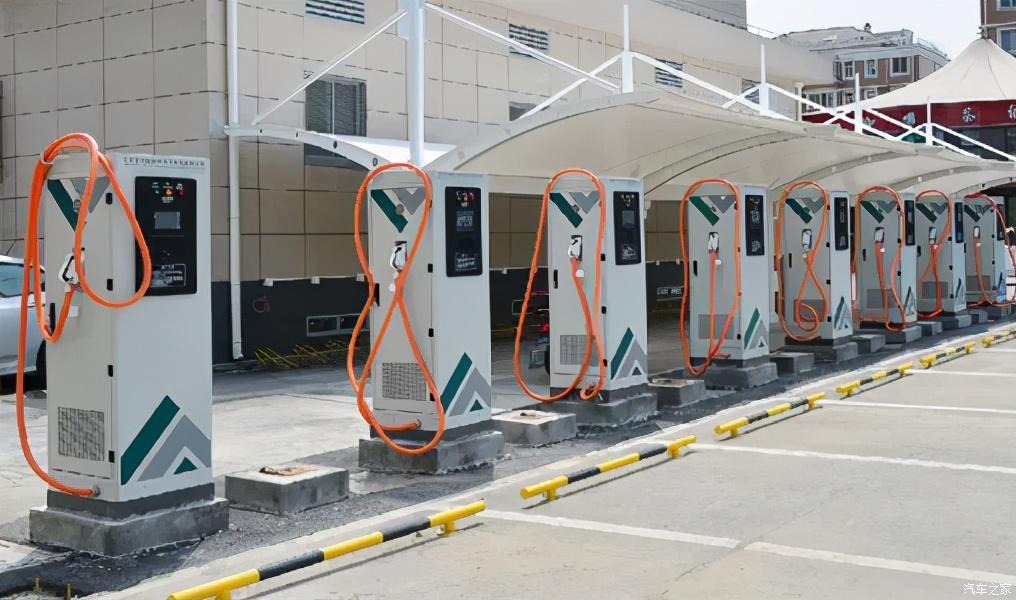 何小鹏：纯电汽车怎样才能取代燃油和混动车？解决这三点就可以-多多发布网(图3)