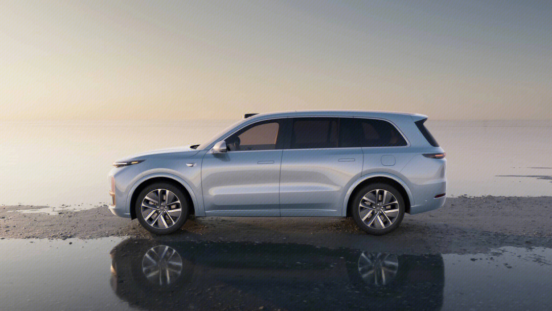 开卷50万以上乘用车？理想揭秘了新的旗舰MPV MEGA，年底发布！-多多发布网(图1)