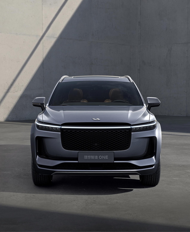 开卷50万以上乘用车？理想揭秘了新的旗舰MPV MEGA，年底发布！-多多发布网(图2)