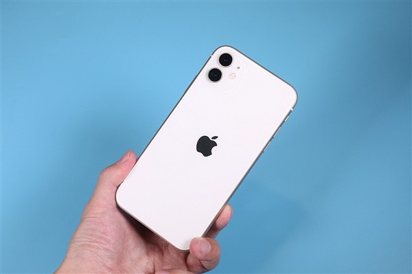 【机圈周报】来看梅西踢球！iPhone 15全系价格暴涨