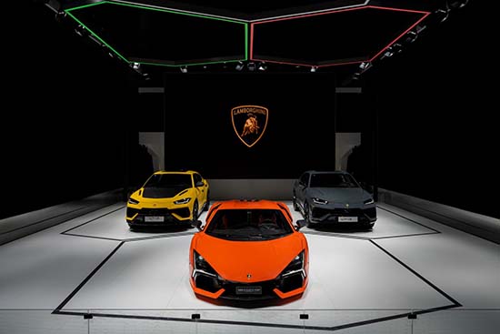 Revuelto西南市场首秀 兰博基尼亮相2023成都车展(图1)