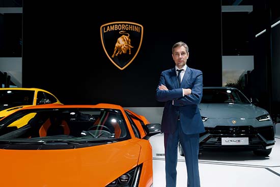 Revuelto西南市场首秀 兰博基尼亮相2023成都车展(图2)