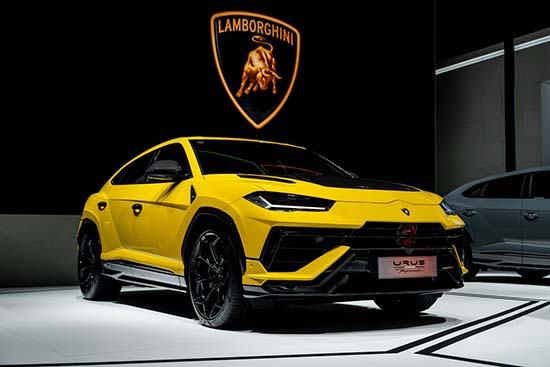 Revuelto西南市场首秀 兰博基尼亮相2023成都车展(图4)