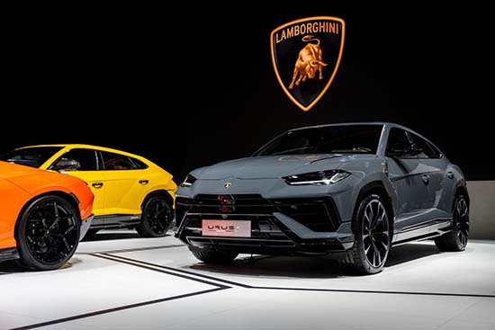 Revuelto西南市场首秀 兰博基尼亮相2023成都车展(图5)