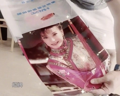 黄晓明晒小燕子剧照庆赵薇42岁生日：镇店之宝-多多发布网(图1)